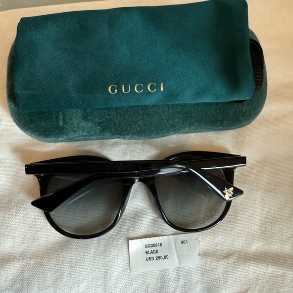 Gucci Sunglasses main image 4
